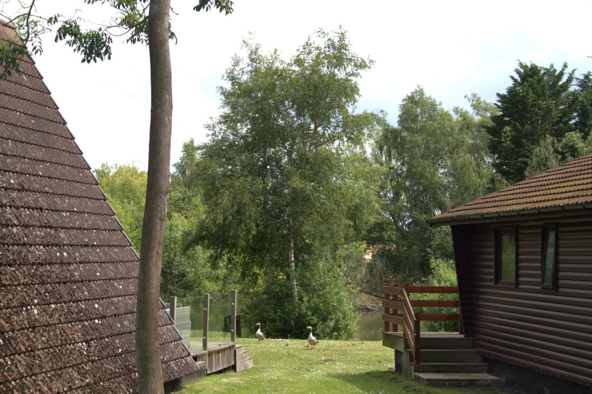 41 The Meadows Luxury Hot Tub Holidays Tattershall Lakes Buitenkant foto